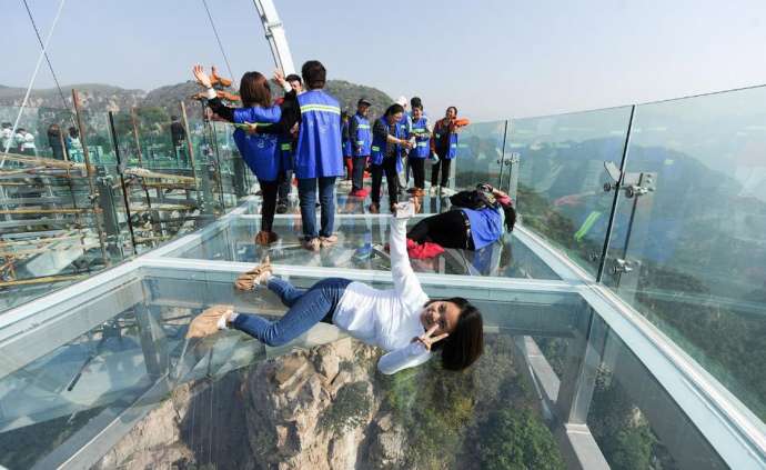 Экстремальный туризм в Китае: развлечения не для слабонервных