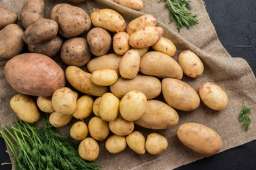 Зеленый картофель: чем на самом деле он опасен