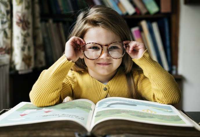 Как научить школьника любить книги