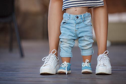 Как правильно выбрать первые ботиночки для малыша
