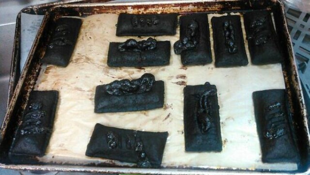 Сгоревшее печенье, вылитые макароны, упавший торт и другие кулинарные неудачи
