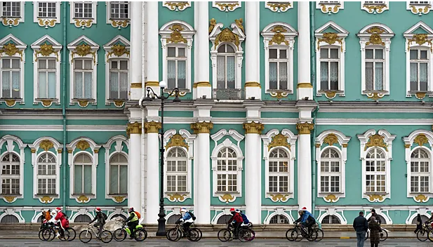 4 дворца, которые обязательно нужно посетить при визите в Северную столицу