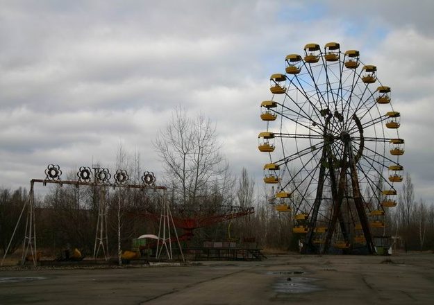 Заброшенные парки аттракционов, которые притягивают своей мрачной атмосферой