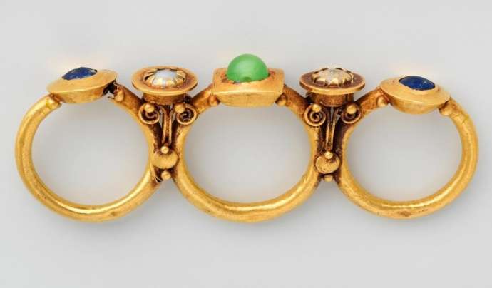 Римское великолепие: история золотого трехпальцевого кольца из Сирии
