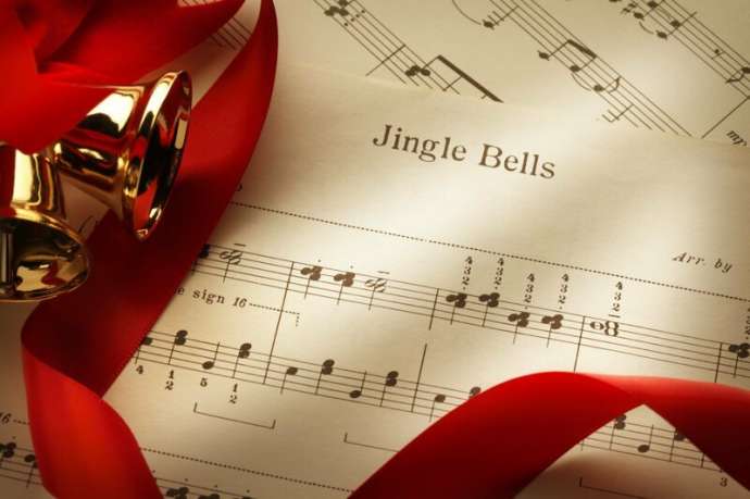 Почему Jingle Bells стала гимном Рождества и Нового года? (2 фото)