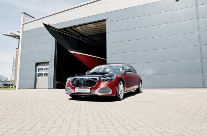 Седан Mercedes-Maybach S-Class получил особую версию в честь гоночной яхты